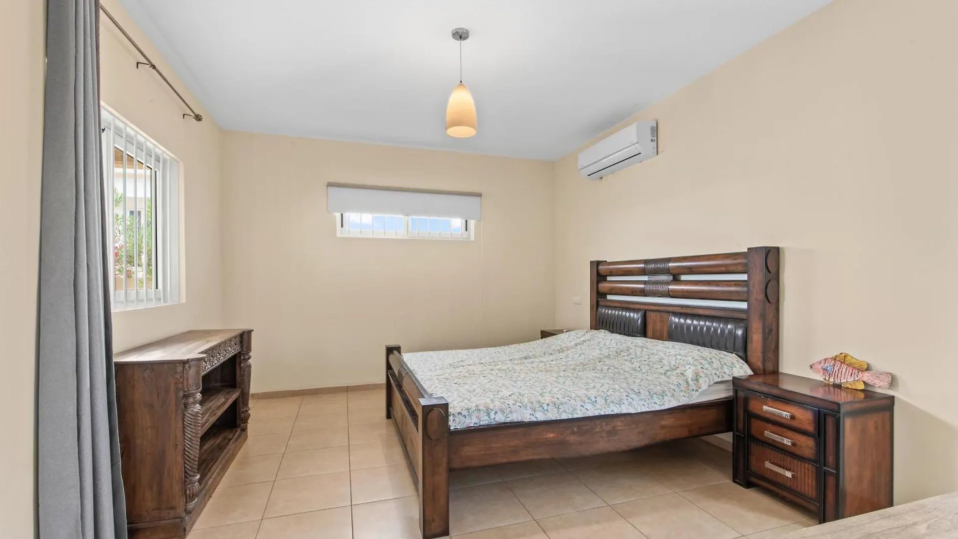 Villa Jan Thiel Bay 4-Bdr Prive Zwembad